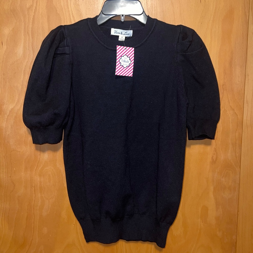 NWT black short sleeve sweater S